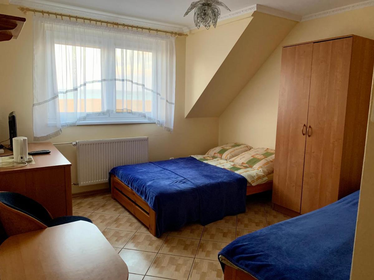 Pokoje Goscinne Adrian Krynica Morska Buitenkant foto
